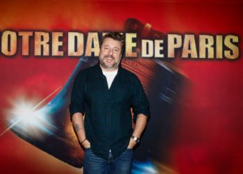 Bruno Guillon séquestré : baillonné et ligoté avec sa femme et leur fils, l’animateur va pouvoir souffler 13 Bruno Guillon séquestré : baillonné et ligoté avec sa femme et leur fils, l’animateur va pouvoir souffler Bruno Guillon séquestré : baillonné et ligoté avec sa femme et leur fils, l’animateur va pouvoir souffler