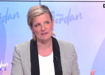 « Difficile pour moi » : Céline Géraud se confie sur ses régimes excessifs et “violents”