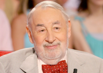 "Il y avait encore son parfum" : l'appartement de Philippe Noiret vidé 20 ans après sa mort 10 "Il y avait encore son parfum" : l'appartement de Philippe Noiret vidé 20 ans après sa mort « Il y avait encore son parfum » : l’appartement de Philippe Noiret vidé 20 ans après sa mort