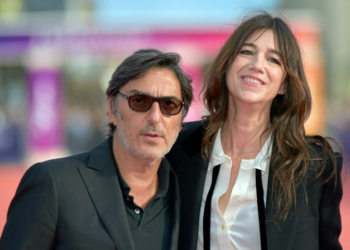 "On s’est arrêtés à trois, mais..." : Charlotte Gainsbourg et Yvan Attal parents de Ben, Alice et Jo, l'actrice passe aux aveux 4 "On s’est arrêtés à trois, mais..." : Charlotte Gainsbourg et Yvan Attal parents de Ben, Alice et Jo, l'actrice passe aux aveux « On s’est arrêtés à trois, mais… » : Charlotte Gainsbourg et Yvan Attal parents de Ben, Alice et Jo, l’actrice passe aux aveux