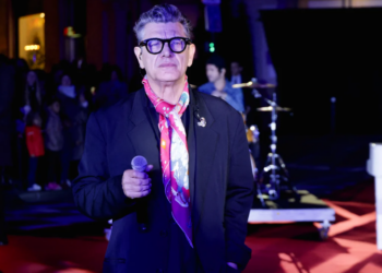 “Ce qu’elle préfère chez moi…” : cette partie de l’anatomie de Marc Lavoine qui fait chavirer Adriana Karembeu 8 “Ce qu’elle préfère chez moi…” : cette partie de l’anatomie de Marc Lavoine qui fait chavirer Adriana Karembeu “Ce qu’elle préfère chez moi…” : cette partie de l’anatomie de Marc Lavoine qui fait chavirer Adriana Karembeu