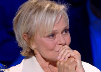 ”Ça ne regarde pas tout le monde” : Muriel Robin sur ses gardes en abordant son intimité avec Anne Le Nen 18 ”Ça ne regarde pas tout le monde” : Muriel Robin sur ses gardes en abordant son intimité avec Anne Le Nen ”Ça ne regarde pas tout le monde” : Muriel Robin sur ses gardes en abordant son intimité avec Anne Le Nen