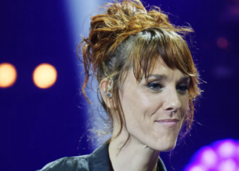 « On n’a pas le droit ! » : Yann Barthès balance une information confidentielle sur The Voice, Zaz le reprend en direct