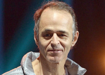 "Ma plus belle rencontre cet été": une céramiste découvre qu'elle loue son appartement à Jean-Jacques Goldman 18 "Ma plus belle rencontre cet été": une céramiste découvre qu'elle loue son appartement à Jean-Jacques Goldman « Ma plus belle rencontre cet été »: une céramiste découvre qu’elle loue son appartement à Jean-Jacques Goldman