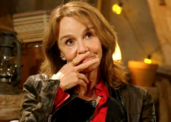 "Parler de lui, c’est…" : Philippine Leroy-Beaulieu en pleurs au moment d’évoquer son père "parti récemment 6 "Parler de lui, c’est…" : Philippine Leroy-Beaulieu en pleurs au moment d’évoquer son père "parti récemment « Parler de lui, c’est… » : Philippine Leroy-Beaulieu en pleurs au moment d’évoquer son père « parti récemment