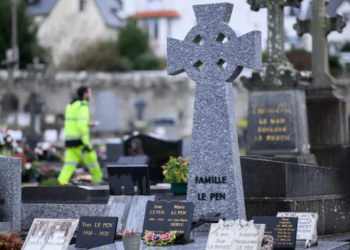 Tombe de Jean-Marie Le Pen profanée : la famille Le Pen annonce porter plainte