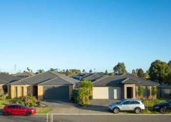 Mon voisin se gare devant chez moi : que faire ?
