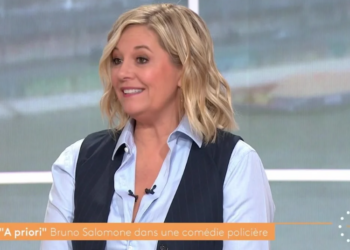 « Dans l’oreille » : Flavie Flament sous le charme de Bruno Salomone, ce qu’elle aimerait bien qu’il lui fasse au réveil