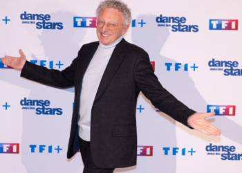Nelson Monfort devance TF1 et dévoile l'identité de sa partenaire de Danse avec les stars en plein direct dans C à vous 8 Nelson Monfort devance TF1 et dévoile l'identité de sa partenaire de Danse avec les stars en plein direct dans C à vous Nelson Monfort devance TF1 et dévoile l’identité de sa partenaire de Danse avec les stars en plein direct dans C à vous
