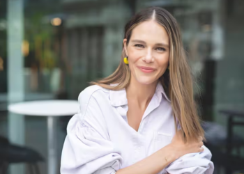 Maripier Morin révèle avoir été en couple avec cette beauté du Banquier! 7 Maripier Morin révèle avoir été en couple avec cette beauté du Banquier! Maripier Morin révèle avoir été en couple avec cette beauté du Banquier!