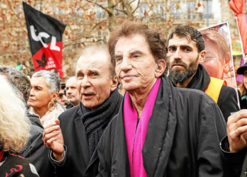 Jack Lang hospitalisé : l’ancien ministre de 85 ans victime d’une bousculade, il porte plainte