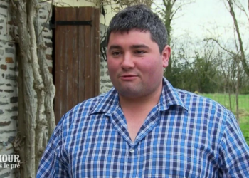 Après sa rupture avec Flavie, Valentin (L’amour est dans le pré) réapparaît enfin en vidéo ! « Salut les amis… »