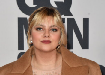 Cette chanteuse qui a représenté la France à l'Eurovision avant Louane, l'a très mal vécu : “J’en suis sortie écrasée” 4 Cette chanteuse qui a représenté la France à l'Eurovision avant Louane, l'a très mal vécu : “J’en suis sortie écrasée” Cette chanteuse qui a représenté la France à l’Eurovision avant Louane, l’a très mal vécu : “J’en suis sortie écrasée”