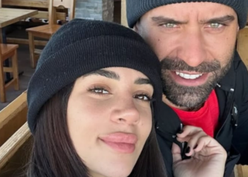 "Je ne rentre plus en France" : après l’annonce de sa rupture avec Vincent Queijo, Marwa Merazka donne de ses nouvelles 1 "Je ne rentre plus en France" : après l’annonce de sa rupture avec Vincent Queijo, Marwa Merazka donne de ses nouvelles « Je ne rentre plus en France » : après l’annonce de sa rupture avec Vincent Queijo, Marwa Merazka donne de ses nouvelles