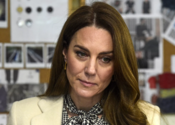 Kate Middleton au cœur d’une rumeur insistante, le Palais obligé d’intervenir 17 Kate Middleton au cœur d’une rumeur insistante, le Palais obligé d’intervenir Kate Middleton au cœur d’une rumeur insistante, le Palais obligé d’intervenir