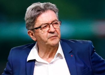 "Il faut faciliter l’accès à la nationalité française": Mélenchon veut inscrire le droit du sol dans la Constitution 12 "Il faut faciliter l’accès à la nationalité française": Mélenchon veut inscrire le droit du sol dans la Constitution « Il faut faciliter l’accès à la nationalité française »: Mélenchon veut inscrire le droit du sol dans la Constitution