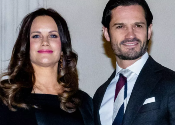 Sofia de Suède maman à 40 ans : découvrez l’adorable minois de sa petite Ines ! 1 Sofia de Suède maman à 40 ans : découvrez l’adorable minois de sa petite Ines ! Sofia de Suède maman à 40 ans : découvrez l’adorable minois de sa petite Ines !