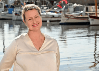 Luana Belmondo blessée : l'ex-femme de Paul Belmondo a dû être opérée, elle se confie sur son accident 11 Luana Belmondo blessée : l'ex-femme de Paul Belmondo a dû être opérée, elle se confie sur son accident Luana Belmondo blessée : l’ex-femme de Paul Belmondo a dû être opérée, elle se confie sur son accident