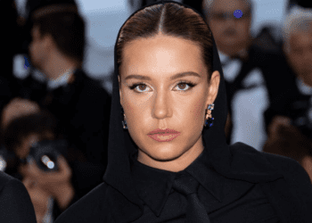 Adèle Exarchopoulos : cette particularité physique de son fils qui ne lui "simplifie" pas la vie 13 Adèle Exarchopoulos : cette particularité physique de son fils qui ne lui "simplifie" pas la vie Adèle Exarchopoulos : cette particularité physique de son fils qui ne lui « simplifie » pas la vie
