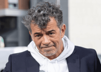 "On lui doit de l’argent !" : les agents franchisés de Stéphane Plaza dénoncent un calvaire pour quitter son réseau immobilier 10 "On lui doit de l’argent !" : les agents franchisés de Stéphane Plaza dénoncent un calvaire pour quitter son réseau immobilier « On lui doit de l’argent ! » : les agents franchisés de Stéphane Plaza dénoncent un calvaire pour quitter son réseau immobilier