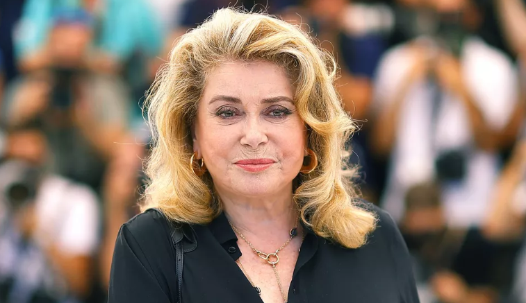 Capture decran 2025 02 21 182657 Catherine Deneuve