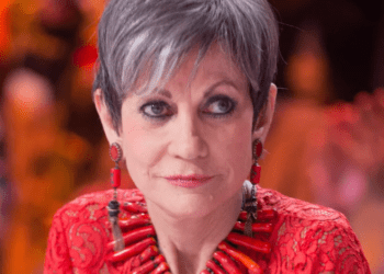 Isabelle Morini-Bosc en deuil : la chroniqueuse de TPMP annonce la mort d’un être cher à son coeur 1 Isabelle Morini-Bosc en deuil : la chroniqueuse de TPMP annonce la mort d’un être cher à son coeur Isabelle Morini-Bosc en deuil : la chroniqueuse de TPMP annonce la mort d’un être cher à son coeur