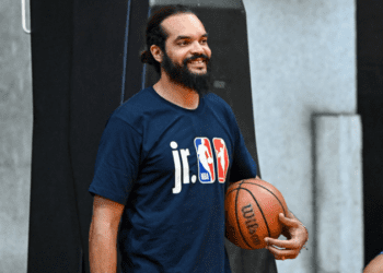 Joakim Noah a 40 ans : grâce à ses millions, le fils de Yannick Noah savoure une retraite dorée aux côtés de la belle Lais 13 Joakim Noah a 40 ans : grâce à ses millions, le fils de Yannick Noah savoure une retraite dorée aux côtés de la belle Lais Joakim Noah a 40 ans : grâce à ses millions, le fils de Yannick Noah savoure une retraite dorée aux côtés de la belle Lais