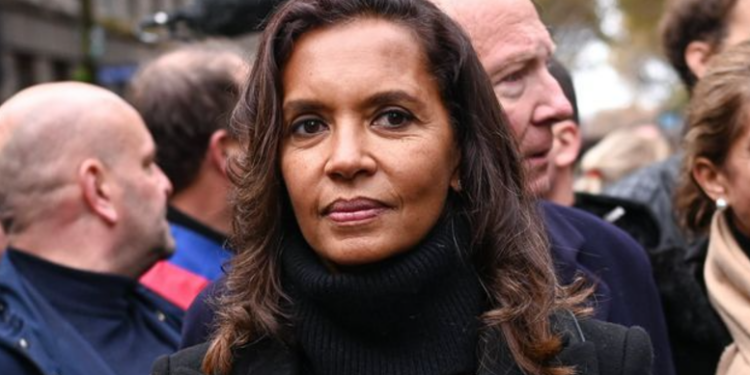 Capture decran 2025 02 26 151138 Karine Le Marchand