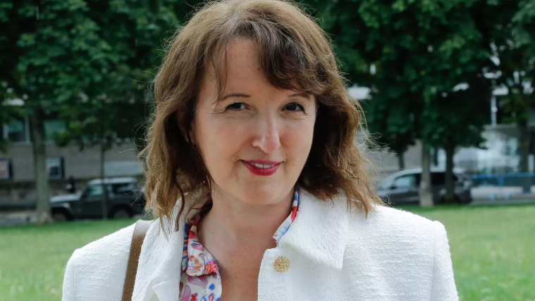 Capture decran 2025 02 26 182004 Anne Roumanoff