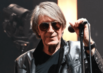 Quelque chose se prépare pour Jacques Dutronc ! Date importante pour l’icône de la chanson française, en présence de son fils Thomas 7 Quelque chose se prépare pour Jacques Dutronc ! Date importante pour l’icône de la chanson française, en présence de son fils Thomas Quelque chose se prépare pour Jacques Dutronc ! Date importante pour l’icône de la chanson française, en présence de son fils Thomas