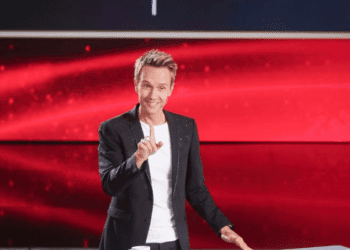 Cyril Féraud dans une mauvaise passe personnelle, un célèbre animateur l'a aidé à remonter la pente 17 Cyril Féraud dans une mauvaise passe personnelle, un célèbre animateur l'a aidé à remonter la pente Cyril Féraud dans une mauvaise passe personnelle, un célèbre animateur l’a aidé à remonter la pente