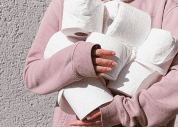 Combien de feuilles de papier toilette doit-on utiliser pour s'essuyer ? 14 Combien de feuilles de papier toilette doit-on utiliser pour s'essuyer ? Combien de feuilles de papier toilette doit-on utiliser pour s’essuyer ?