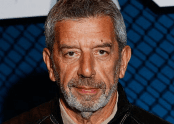 Michel Cymes va porter plainte contre Cyril Hanouna pour injures 9 Michel Cymes va porter plainte contre Cyril Hanouna pour injures Michel Cymes va porter plainte contre Cyril Hanouna pour injures