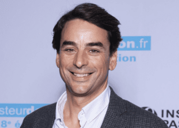 "Il y a un truc que je n'achète plus, c'est..." : À 44 ans, Julian Bugier a tiré un trait sur un fruit populaire 7 "Il y a un truc que je n'achète plus, c'est..." : À 44 ans, Julian Bugier a tiré un trait sur un fruit populaire « Il y a un truc que je n’achète plus, c’est… » : À 44 ans, Julian Bugier a tiré un trait sur un fruit populaire