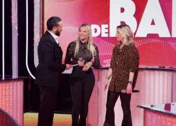 Kelly Vedovelli prend le large après la fin de C8, la chroniqueuse de Touche pas à mon poste a eu une très belle surprise 3 Kelly Vedovelli prend le large après la fin de C8, la chroniqueuse de Touche pas à mon poste a eu une très belle surprise Kelly Vedovelli prend le large après la fin de C8, la chroniqueuse de Touche pas à mon poste a eu une très belle surprise