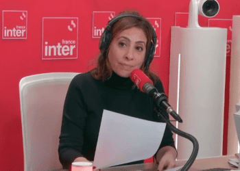 « Un vieux comme… » : Léa Salamé pas tendre avec son collègue, ce tacle gratuit à Nicolas Demorand en plein direct