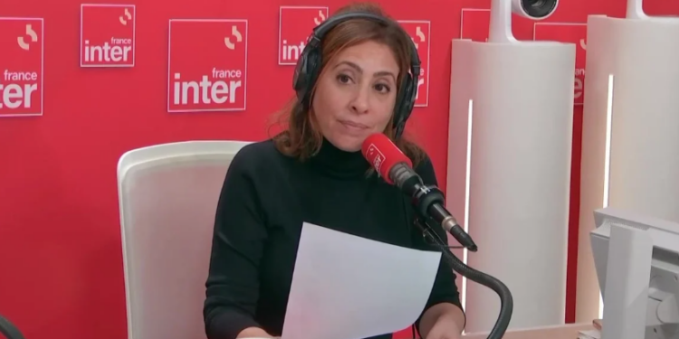 Capture decran 2025 03 04 153926 Léa Salamé