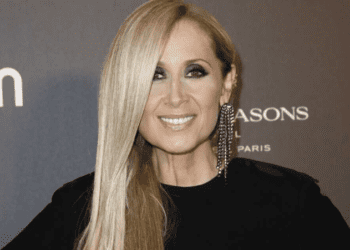 Lara Fabian malade : « Entre 15 et 18 vomissements par jour », la chanteuse cash sur ses troubles de l&rsquo;alimentation