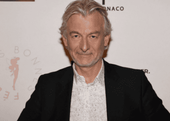 Gilles Verdez sans détour sur son salaire dans TPMP : “Je gagne par émission…”