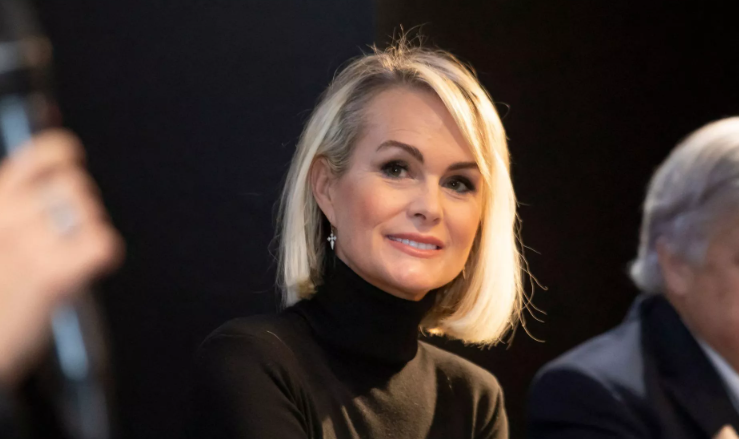 Capture decran 2025 03 07 163330 Laeticia Hallyday