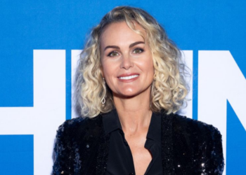 À l&rsquo;aube de ses 50 ans, Laeticia Hallyday se relève avec Frédéric : un homme d&rsquo;action qui change son quotidien !