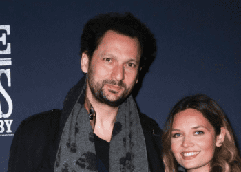 Eric Antoine divorcé : il officialise son couple avec Gennifer Demey, miss météo de M6 3 Eric Antoine divorcé : il officialise son couple avec Gennifer Demey, miss météo de M6 Eric Antoine divorcé : il officialise son couple avec Gennifer Demey, miss météo de M6