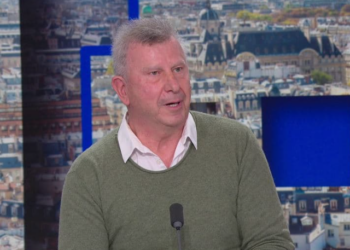 « On m&rsquo;a enlevé un morceau de poumon »: atteint d&rsquo;un cancer, Pascal Bataille annonce être en rémission