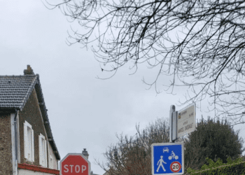 Fini le 30 km/h, certaines communes abaissent encore la vitesse en centre-ville