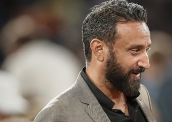“J’ai un coup de gueule” : Cyril Hanouna sort (encore) la sulfateuse contre Emmanuel Macron