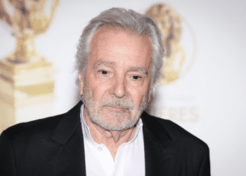 "Je ferai comme ça, si ça ne va pas..." : Pierre Arditi fait une confidence sur ce qu'il souhaite pour la fin de sa vie 13 "Je ferai comme ça, si ça ne va pas..." : Pierre Arditi fait une confidence sur ce qu'il souhaite pour la fin de sa vie « Je ferai comme ça, si ça ne va pas… » : Pierre Arditi fait une confidence sur ce qu’il souhaite pour la fin de sa vie