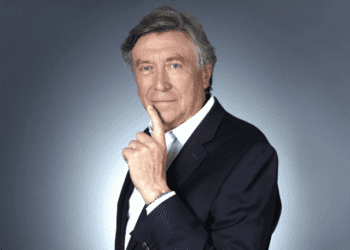 Jacques Legros quitte TF1 : cette star de la chaîne va le remplacer et c’est très étonnant 4 Jacques Legros quitte TF1 : cette star de la chaîne va le remplacer et c’est très étonnant Jacques Legros quitte TF1 : cette star de la chaîne va le remplacer et c’est très étonnant