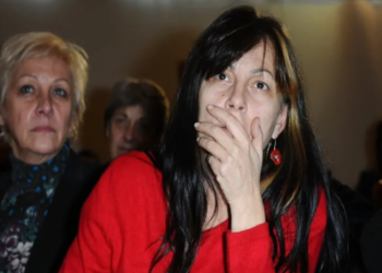 Décès de Marie Trintignant sous les coups de Bertrand Cantat : le SMS au cœur du drame révélé dans le documentaire Netflix 15 Décès de Marie Trintignant sous les coups de Bertrand Cantat : le SMS au cœur du drame révélé dans le documentaire Netflix Décès de Marie Trintignant sous les coups de Bertrand Cantat : le SMS au cœur du drame révélé dans le documentaire Netflix