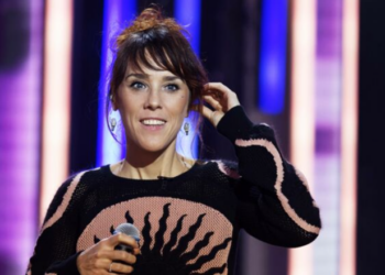 Zaz enceinte, la coach de The Voice attend son premier enfant à 44 ans