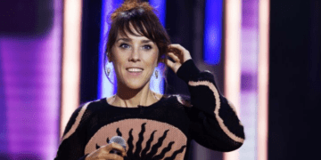 Zaz enceinte, la coach de The Voice attend son premier enfant à 44 ans
